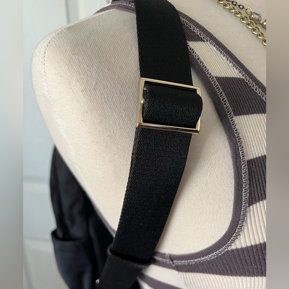 KATE♠️SPADE “Chelsea Medium Backpack” w/ •FREE• KATE♠️SPADE Yellow Bangle!! 💛 - Picture 2 of 10